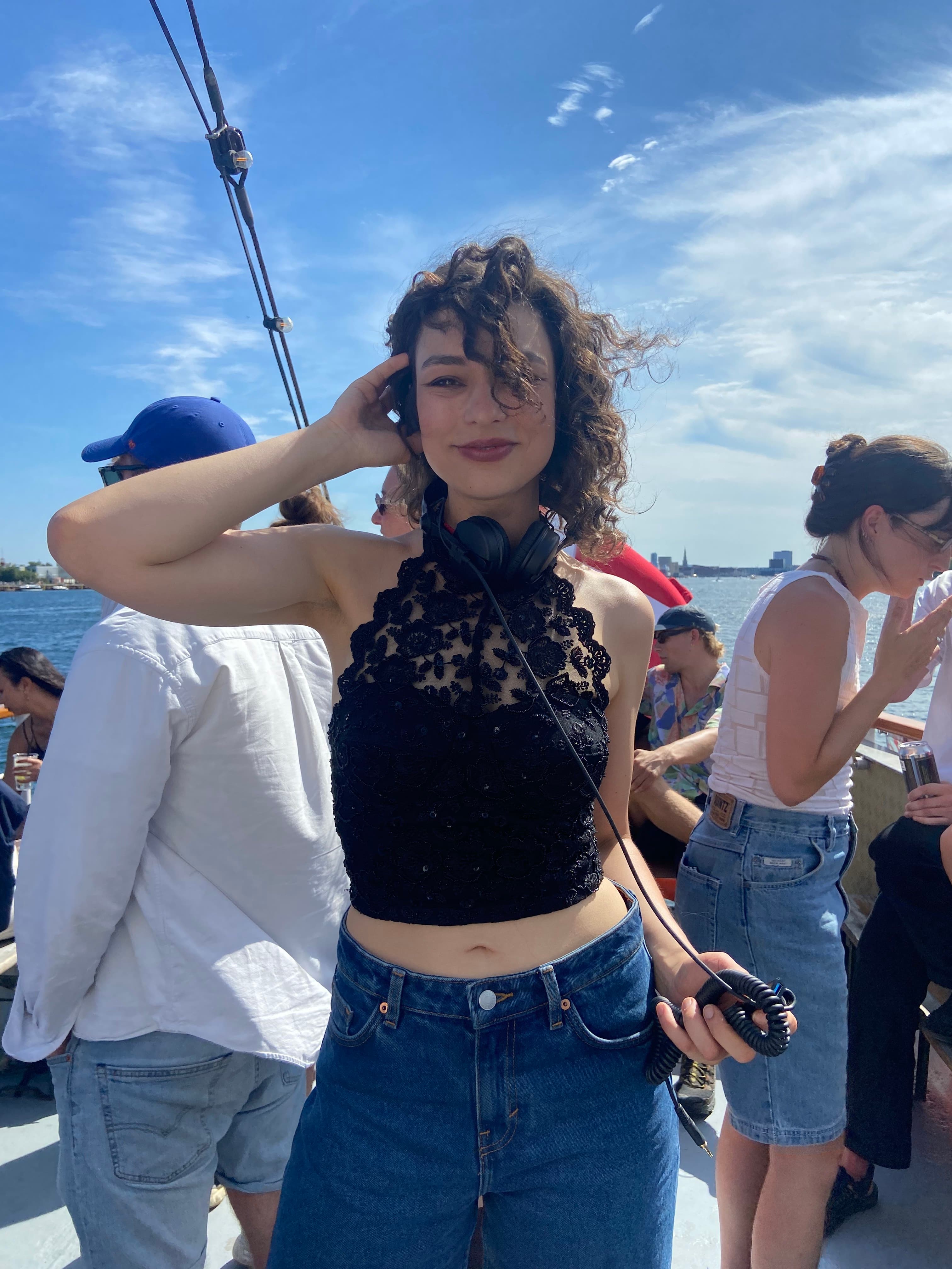 Radio Panini boat party w/ Dérive