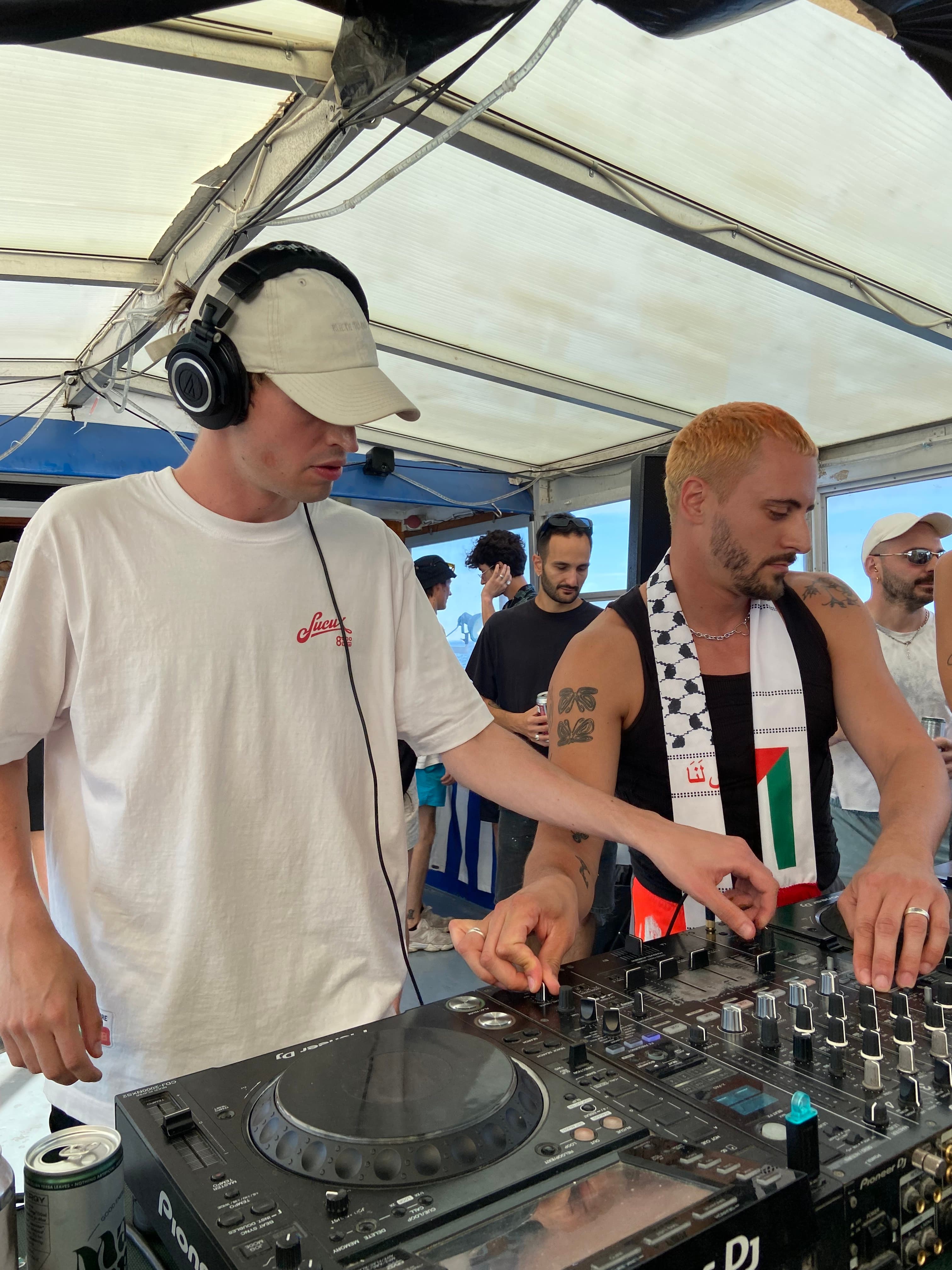 Radio Panini boat party w/ DJ JM b2b Lucky Lube