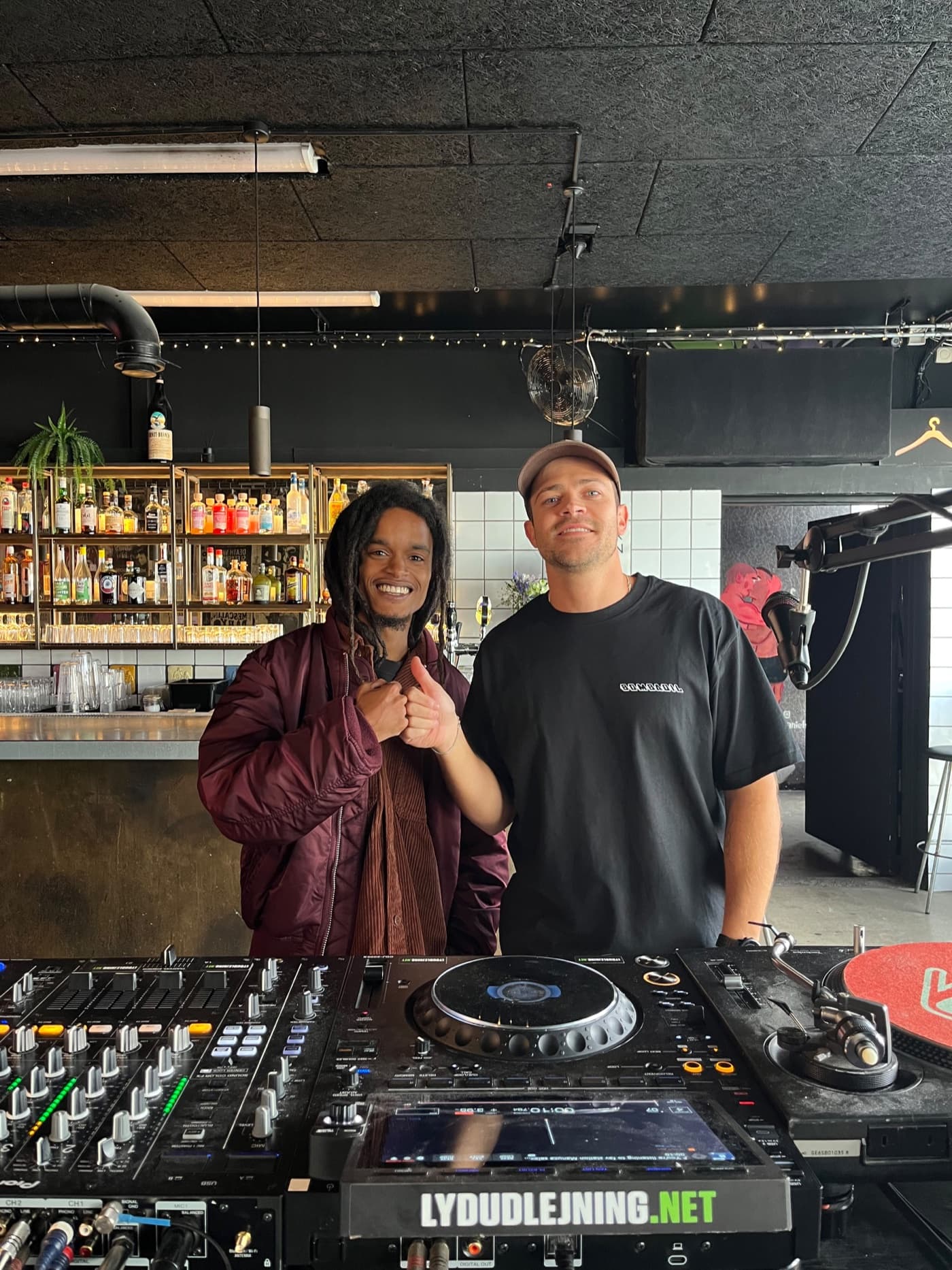 Bud Dub w/ Azizzi Romeo & Manuca